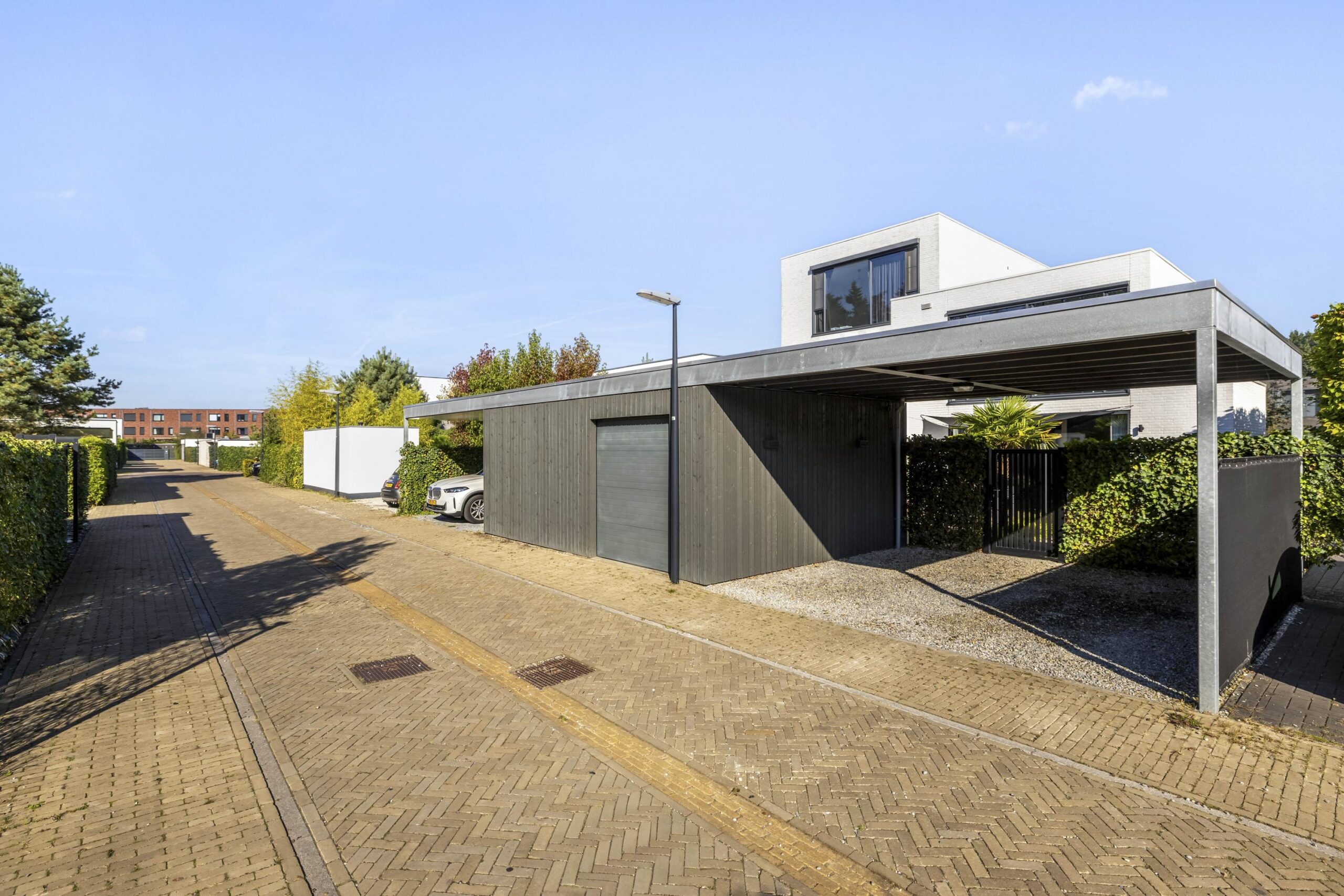 Twee-onder-één-kap te koop: Waterland 88, Eindhoven